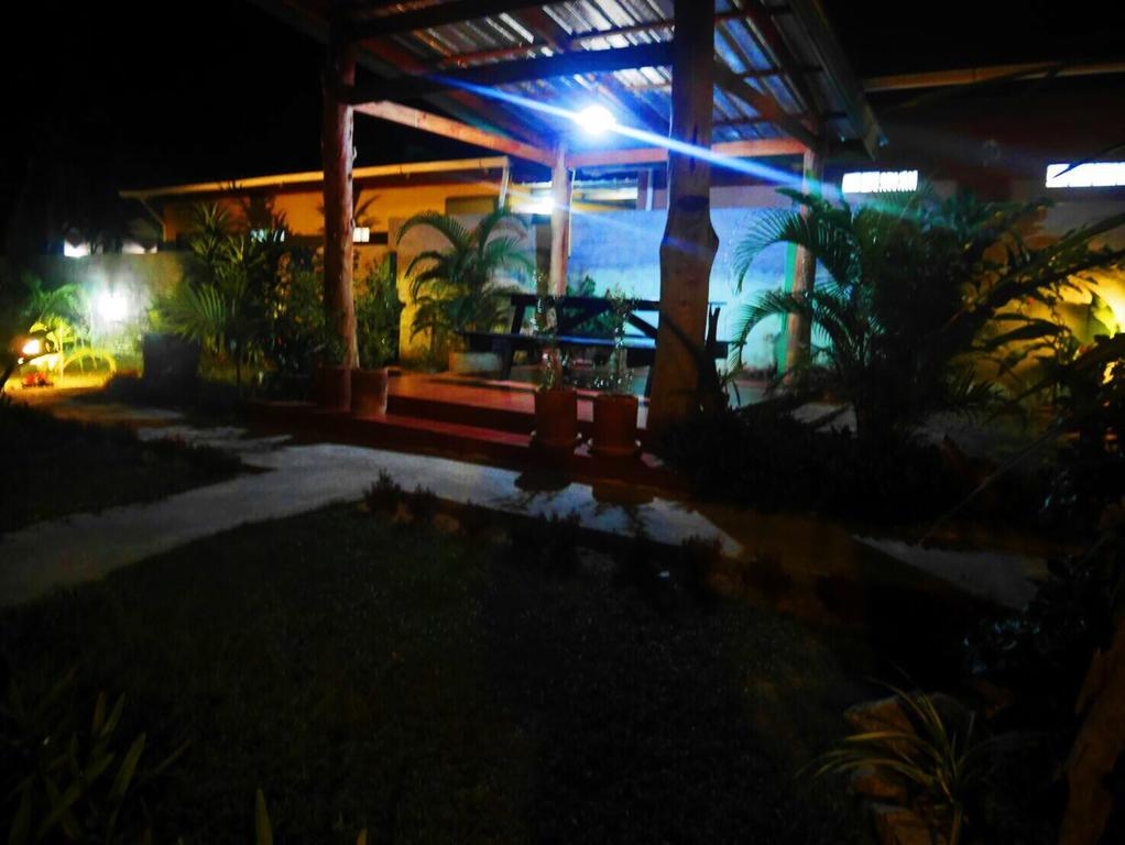 فندق Suntalee House Nai Yang Beach المظهر الخارجي الصورة