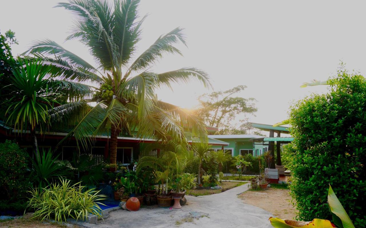 فندق Suntalee House Nai Yang Beach المظهر الخارجي الصورة